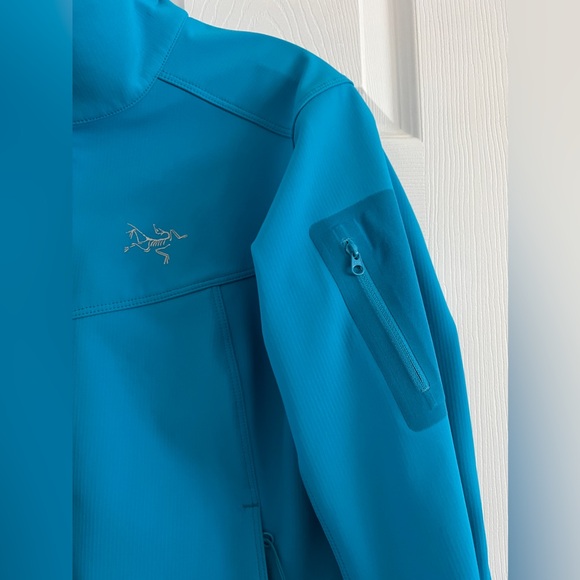 ARC’TERYX Epsilon LT Softshell Jacket - Borneo Blue (S) - Picture 6 of 11